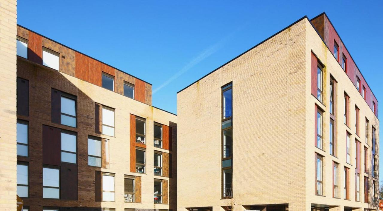 For Students Only Ensuite Bedrooms With Shared Kitchen At Cathedral Point In Winchester Extérieur photo